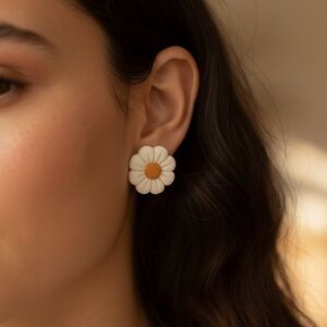 Handcrafted Clay Daisy Studs – Bloom & Brighten Earrings